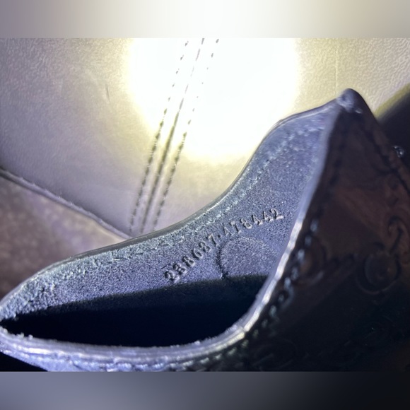 Gucci Card Holder- Unisex- Model Number: 238687478442 - Picture 4 of 5